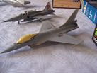 F-16 in aanbouw